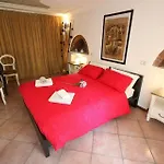 7 Archi Bed & Breakfast 3*