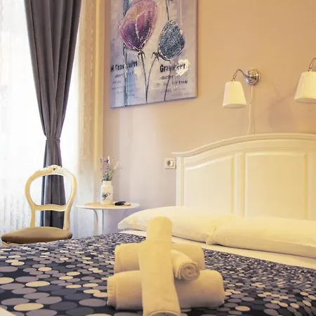 7 Archi Alojamento de Acomodação e Pequeno-almoço 3*